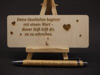 Gedankensammler – Graviertes Holzschild mit Bambus-Kugelschreiber